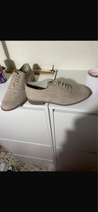 Zapatos de ante beige