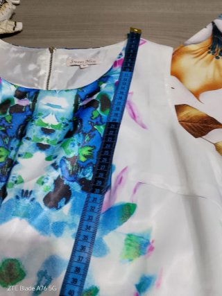 Abito fantasia floreale bianco