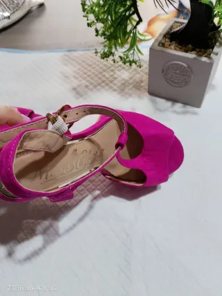 Décolleté Globo fucsia con tacco