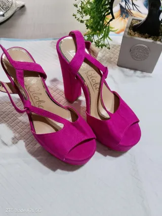 Décolleté Globo fucsia con tacco