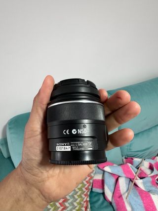Sony 18-55mm f/3.5-5.6 SAM Lente Zoom