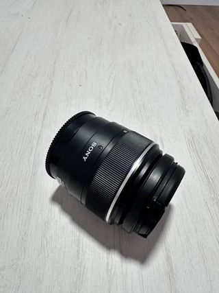 Sony 18-55mm f/3.5-5.6 SAM Lente Zoom