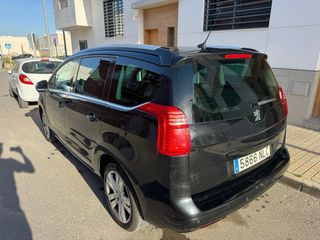 Peugeot 5008 2010