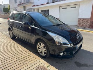 Peugeot 5008 2010