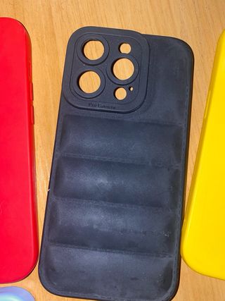 4 Fundas iPhone 14 Pro Max