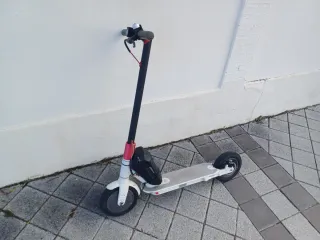 Vendo 2 patinetes electricos