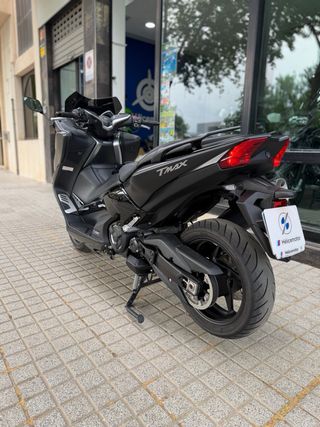 Yamaha TMAX 530 Negra