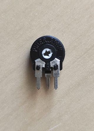 2x Trimmer Verticale 036N 2M2 (2.2 MOhm)