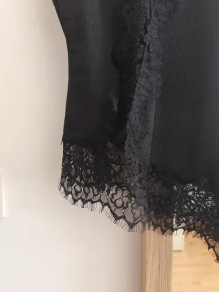 Top lencero asimétrico encaje negro XS