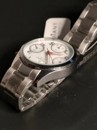 Reloj Radiant RA385703A Plata/Blanco Nuevo sin usa