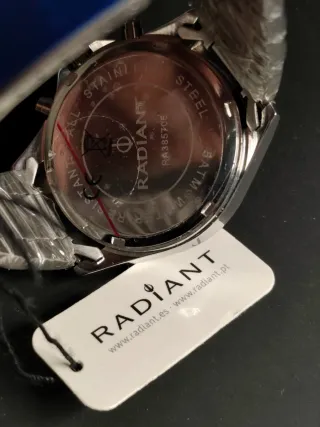 Reloj Radiant RA385703A Plata/Blanco Nuevo sin usa