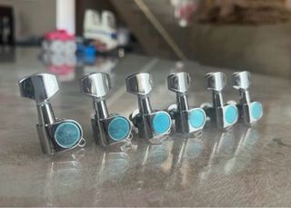 Clavijero afinación Squier