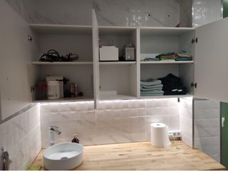 Traspaso salón de uñas y peluqueria