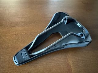 Selim Fizik Argo Vento R3 | 140mm