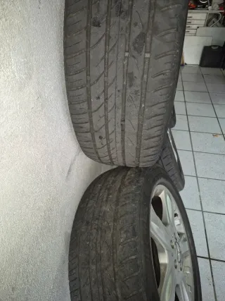 Llantas Mercedes-Benz (4 unidades)