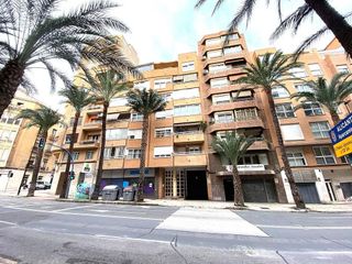 Piso en venta en Centro en Alicante