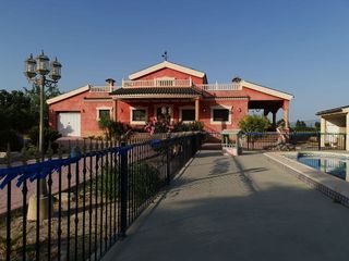 Chalet en venta en Orihuela ciudad en Orihuela