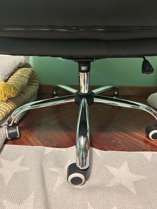 Silla de oficina negra SIN USO