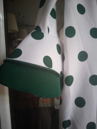 Vestido de flamenca lunares blanco y verde
