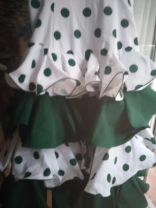 Vestido de flamenca lunares blanco y verde