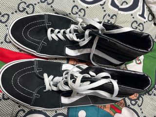 Zapatillas Vans Sk8-Hi Negras y Blancas