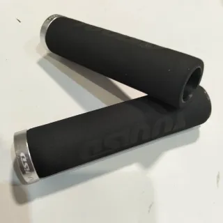 Pack Accesorios Bici: Sillín Memory Foam y Puños