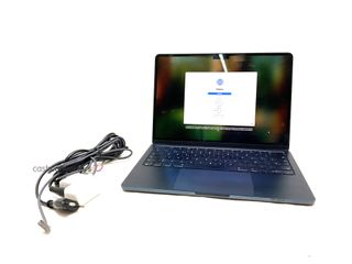 portatil apple apple macbook air m3 8-core 4.0 13 (8gpu) (2024) (a3113)