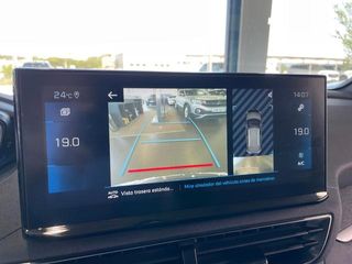 Peugeot 3008 PureTech 130 SANDS Allure Pack EAT8 96 kW (130 CV)