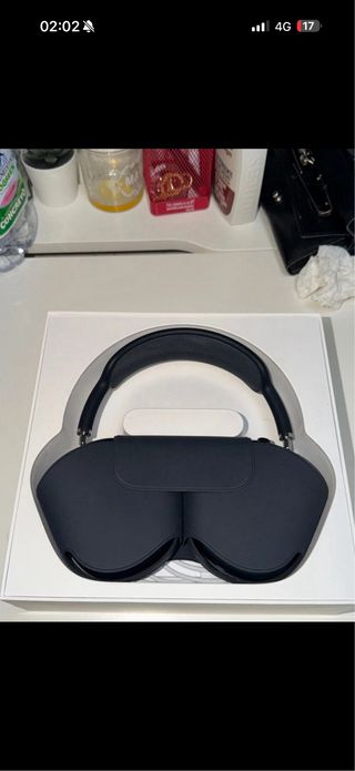 AirPods Max Space Gray