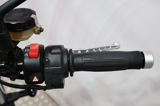 Triumph STREET TWIN LOTUS GREEN