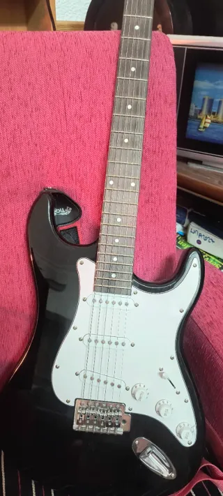 Guitarra Eléctrica + Amplificador