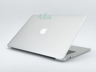 MacBook Air 13" Intel Core i5 1.4GHz 2 núcleos - Disco 128Gb SSD - RAM 4Gb