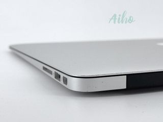 MacBook Air 13" Intel Core i5 1.4GHz 2 núcleos - Disco 128Gb SSD - RAM 4Gb