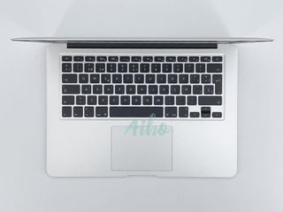 MacBook Air 13" Intel Core i7 2 núcleos 1.7GHz - SSD 256Gb - RAM 8Gb