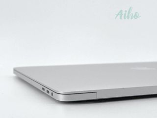 MacBook Pro 13" (2019) Intel Core i5 2.4GHz 4 núcleos - SSD 1TB - RAM 8GB - Plata