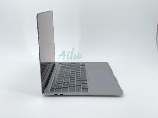 MacBook Pro 13" M2 (2022) 8 CPU/10 GPU núcleos - SSD 256Gb - RAM 8Gb - Gris Espacial