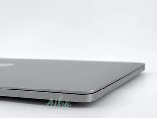 MacBook Pro 13" M2 (2022) 8 CPU/10 GPU núcleos - SSD 256Gb - RAM 8Gb - Gris Espacial