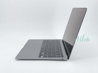 MacBook Air 13" (2020) M1 8 CPU/7 GPU núcleos - SSD 512GB - 16GB RAM - Gris Espacial