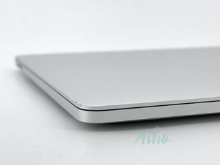 MacBook Pro 15" (2017) Intel Core i7 2.9GHz 4 núcleos - SSD 1TB - 16GB RAM - Plata