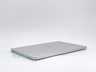 MacBook Pro 13" (2019) Intel Core i7 2.8GHz 4 núcleos - SSD 512GB - 16GB RAM - Plata