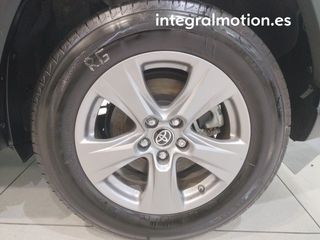 Toyota Rav4 2.5l 220H Style