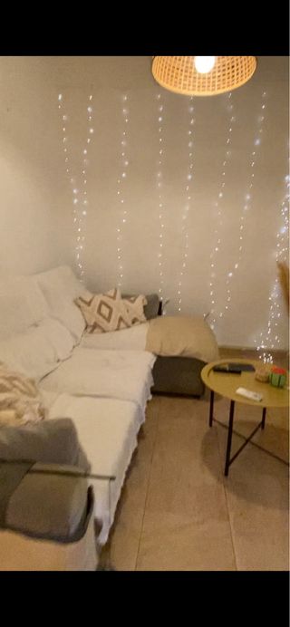 Habitación para 1 persona y en muy buen estado.