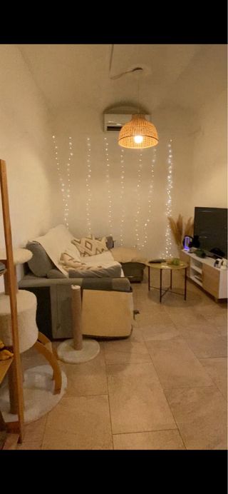 Habitación para 1 persona y en muy buen estado.