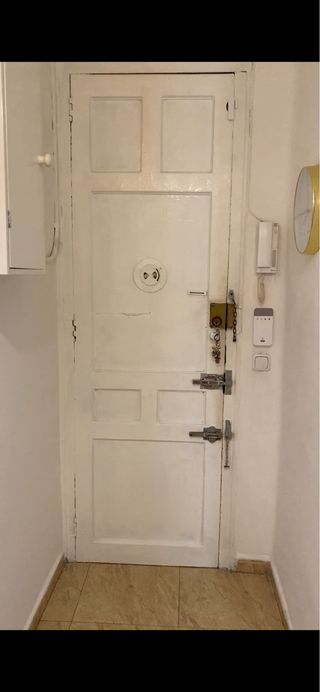 Habitación para 1 persona y en muy buen estado.