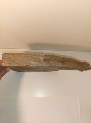 Tavola lavorata a mano 2015