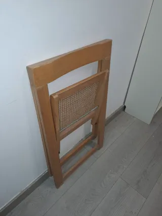 Silla plegable de madera con 55 años