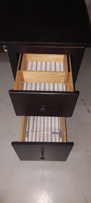 Escritorio HEMNES madera marrón oscuro