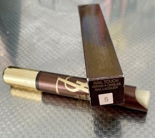YSL Nail Touch Nail Lacquer Brush Pen 5.