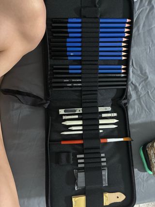 Estuche de Lápices y Accesorios de Dibujo