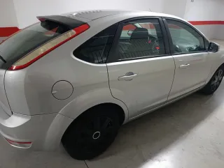 Ford Focus 2009 se cambia por furgoneta para traba